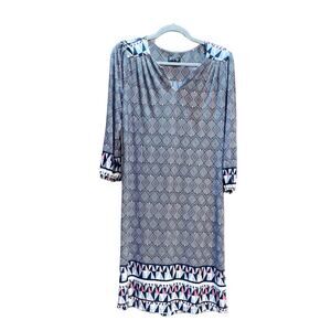 Beautiful Knee Long AUW Dress Size 6